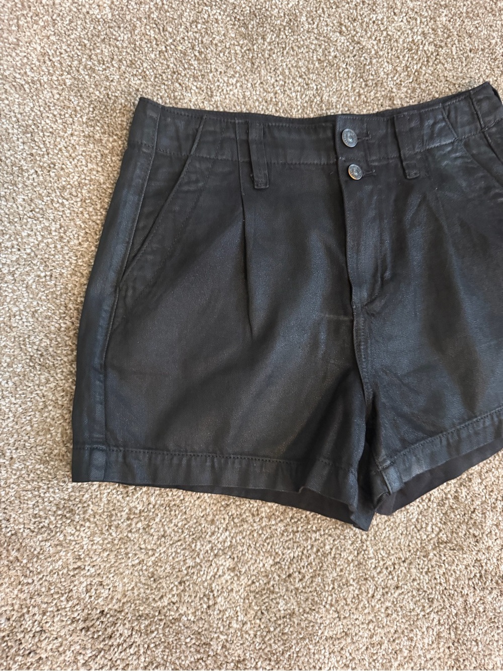 PAIGE Pleated Mayslie Short in Midnight Black - Picture 4 of 8